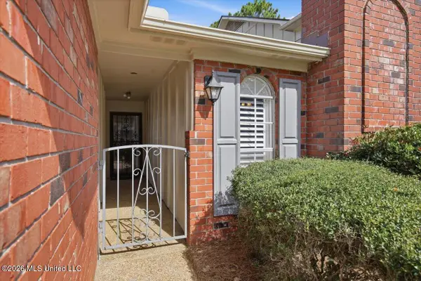 174 Pleasant Grove Drive, Brandon, MS 39042