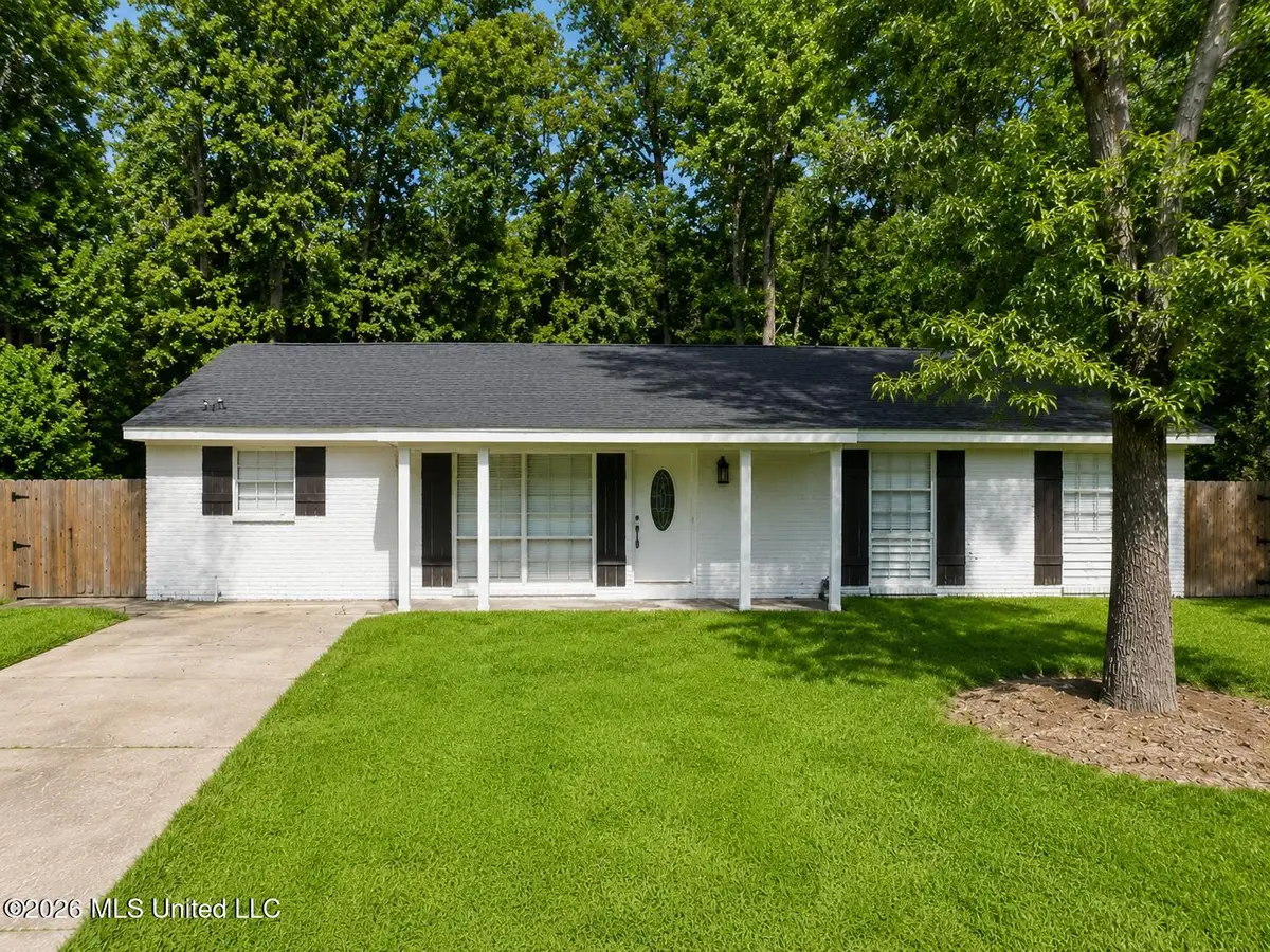 307 S Steele Avenue, Picayune, MS 39466 - #1