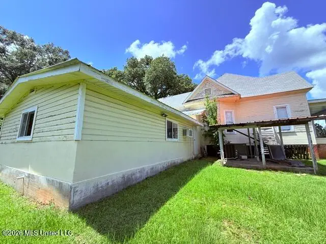 1002 Louisiana Avenue, Tylertown, MS 39667 - #3
