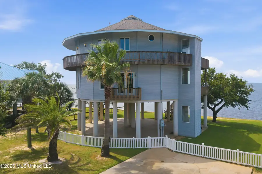 6017 W Belle Fontaine Drive, Ocean Springs, MS 39564 - #2
