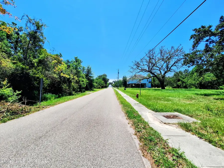 143 Oak Boulevard, Waveland, MS 39576 - #3