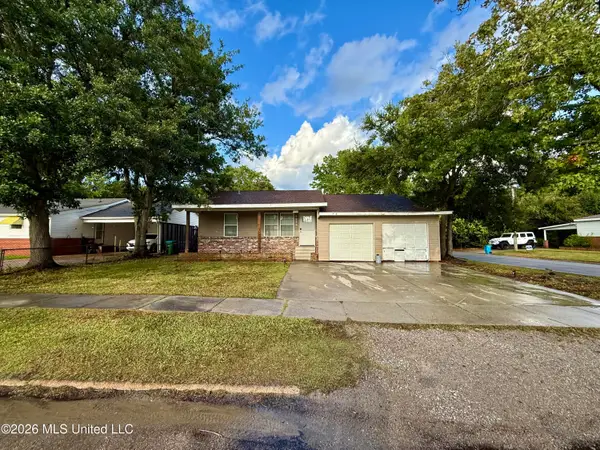 2202 13th Street, Pascagoula, MS 39567
