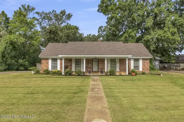 202 Moore Drive, Batesville, MS 38606