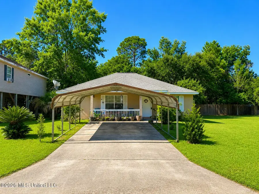 6195 W Forrest Street, Bay Saint Louis, MS 39520 - #2