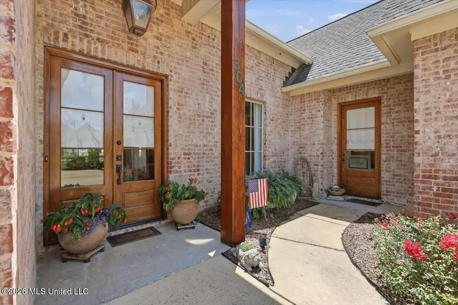 304 Colony Court, Madison, MS 39110 - #3