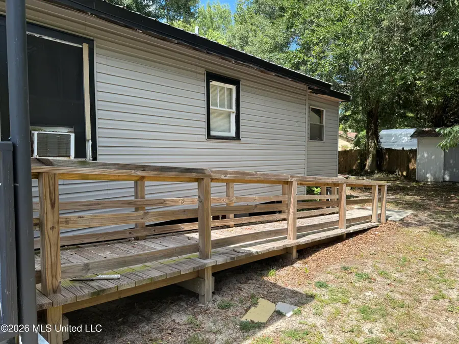 178 Violet Street, Biloxi, MS 39531 - #3
