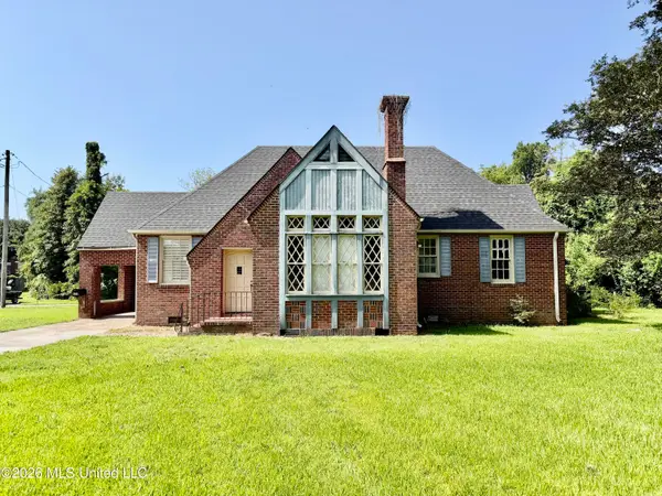 822 Oakhurst Avenue, Clarksdale, MS 38614