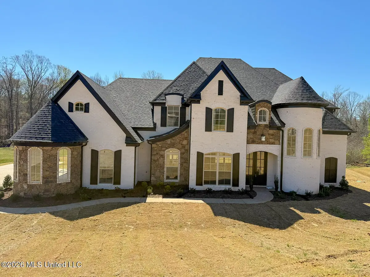 349 Poplar Lane, Holly Springs, MS 38635 - #1