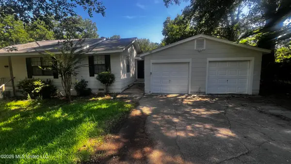 428 Northside Circle, Jackson, MS 39206