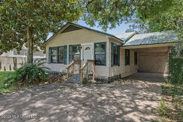 2406 8th Street, Pascagoula, MS 39567