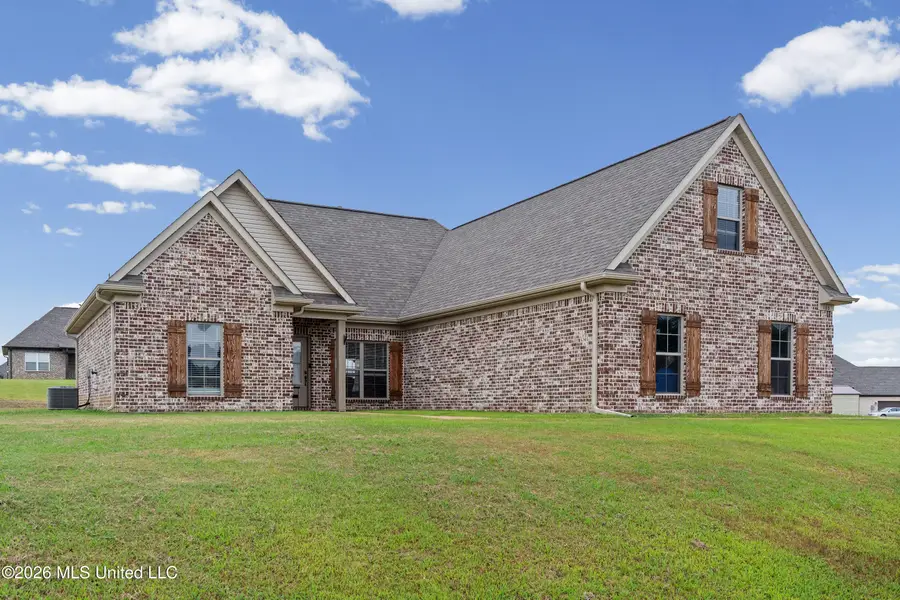 103 Cross Creek Drive, Senatobia, MS 38668 - #3