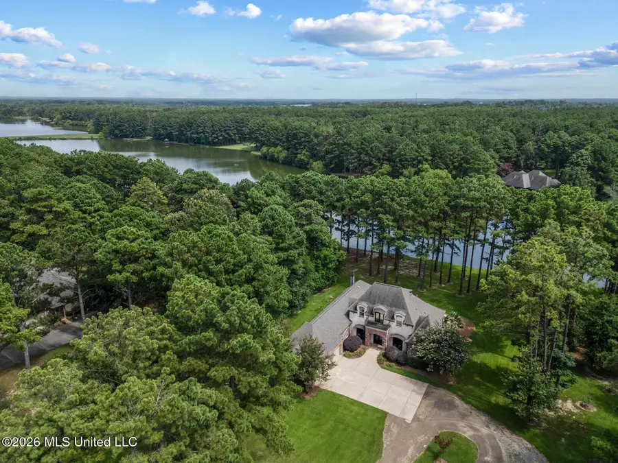 167 Lakeshire Circle, Canton, MS 39046 - #2