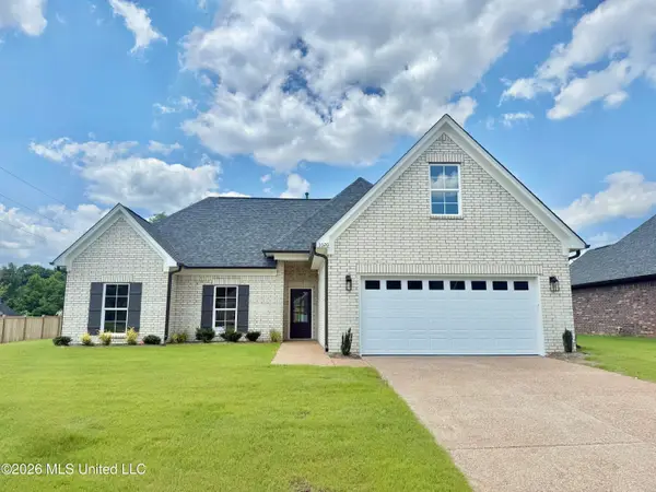 1020 Great Gln Drive, Southaven, MS 38671