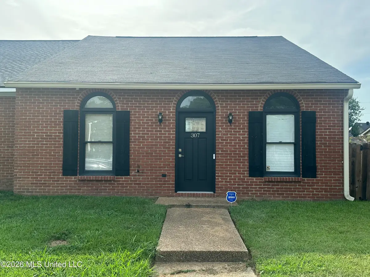 307 Northtown Drive, Jackson, MS 39211 - #1