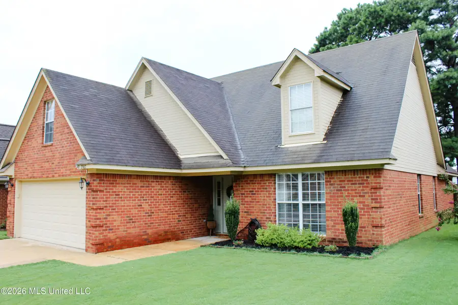 2967 Dove Cove, Hernando, MS 38632 - #2