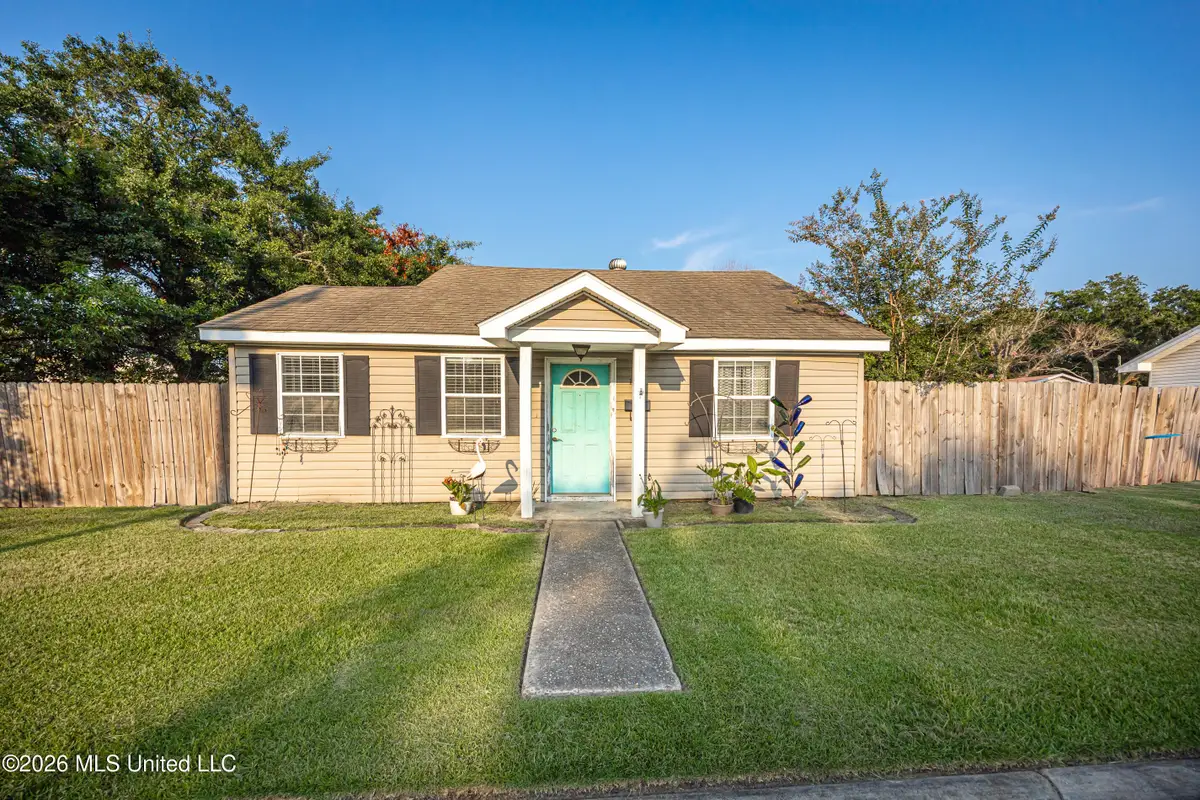 1806 Roosevelt Street, Pascagoula, MS 39567 - #1
