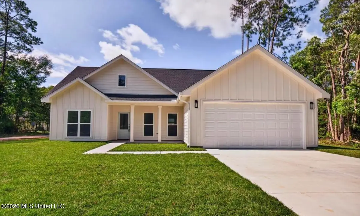 1104 Sycamore Street, Waveland, MS 39576 - #1