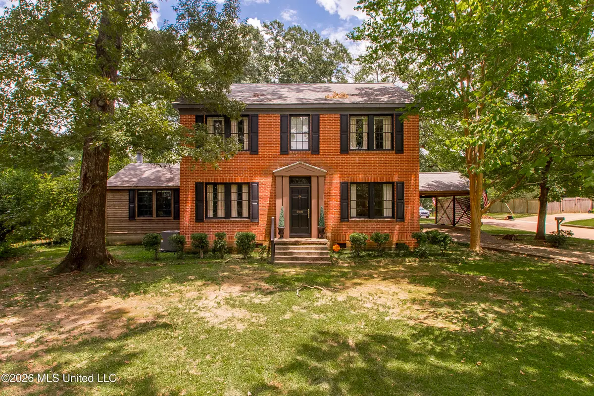 900 N James Avenue, McComb, MS 39648 - #1