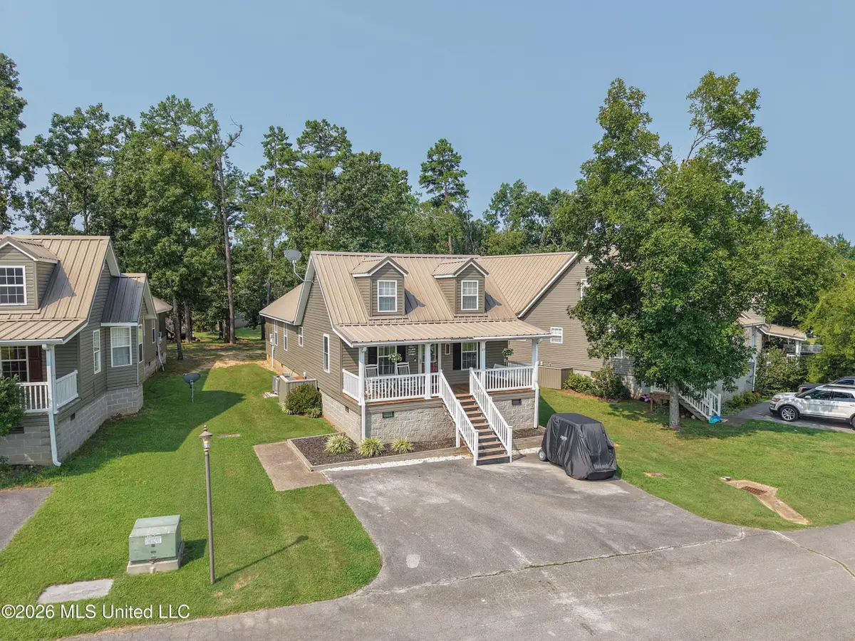 27 Pearl Parkway, Iuka, MS 38852 - #1