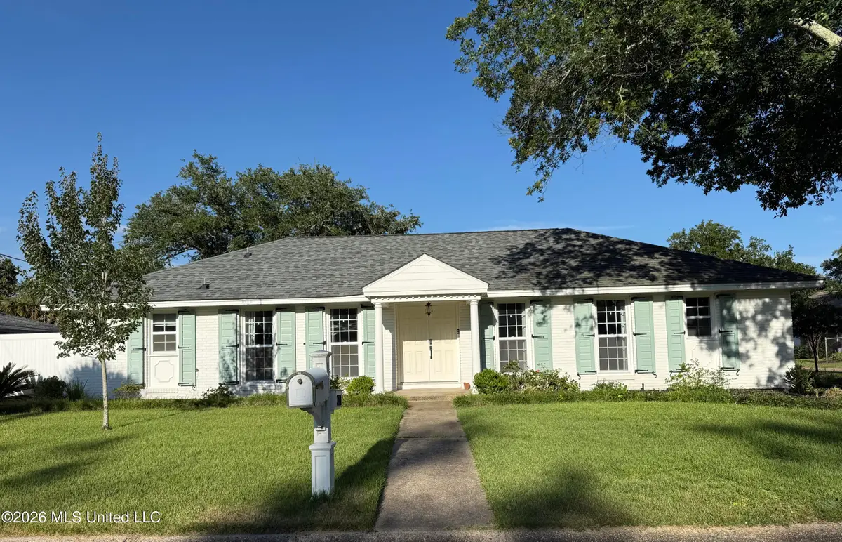 350 Southern Circle, Gulfport, MS 39507 - #1