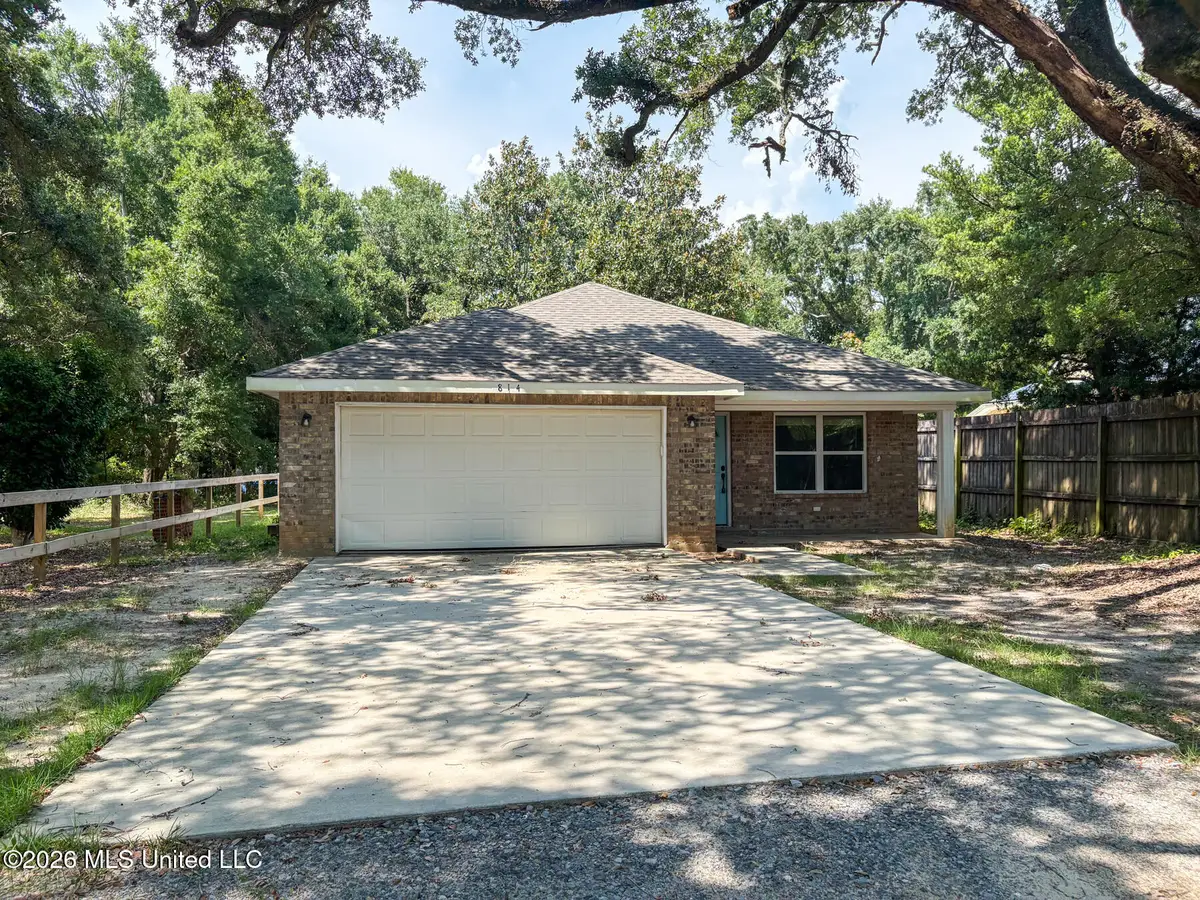 814 E Railroad Street, Gulfport, MS 39501 - #1