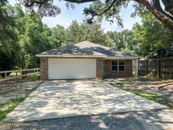 814 E Railroad Street, Gulfport, MS 39501