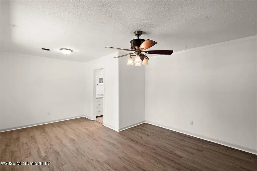 102 Belva Drive, Vicksburg, MS 39180 - #2