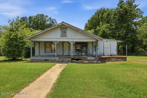 106 W Bell Avenue, Mendenhall, MS 39114