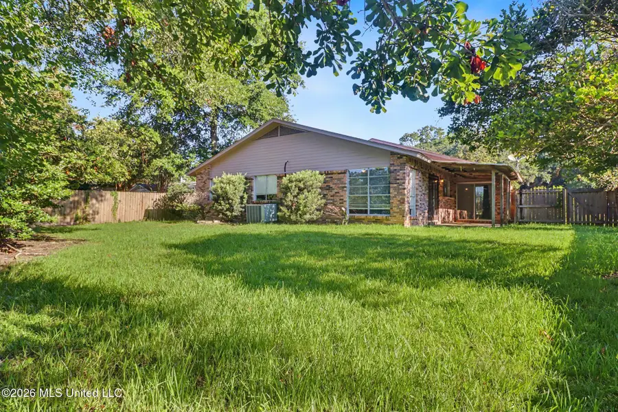 2821 Lawnwood Drive, Ocean Springs, MS 39564 - #3