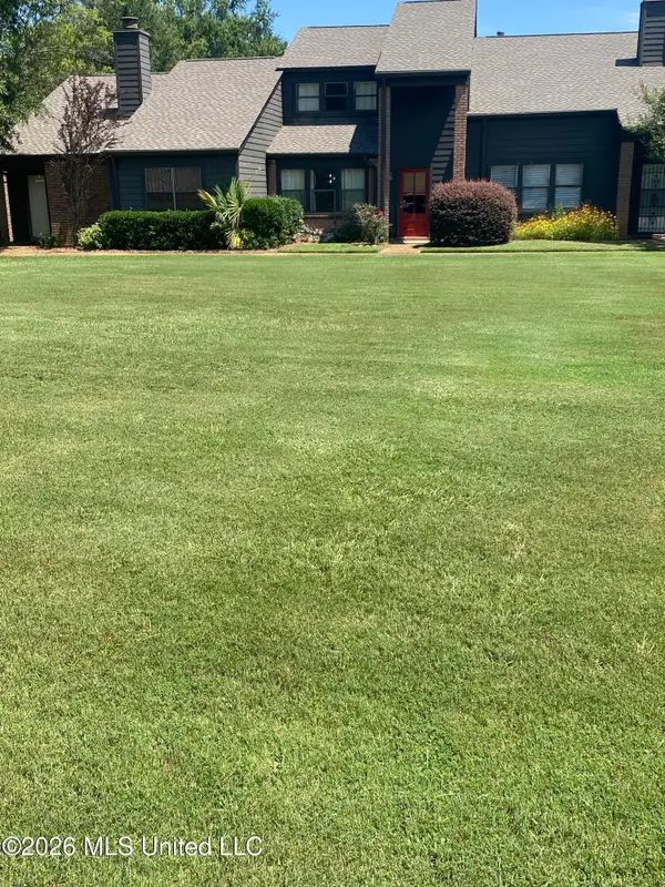 55 Woodlake Drive, Brandon, MS 39047