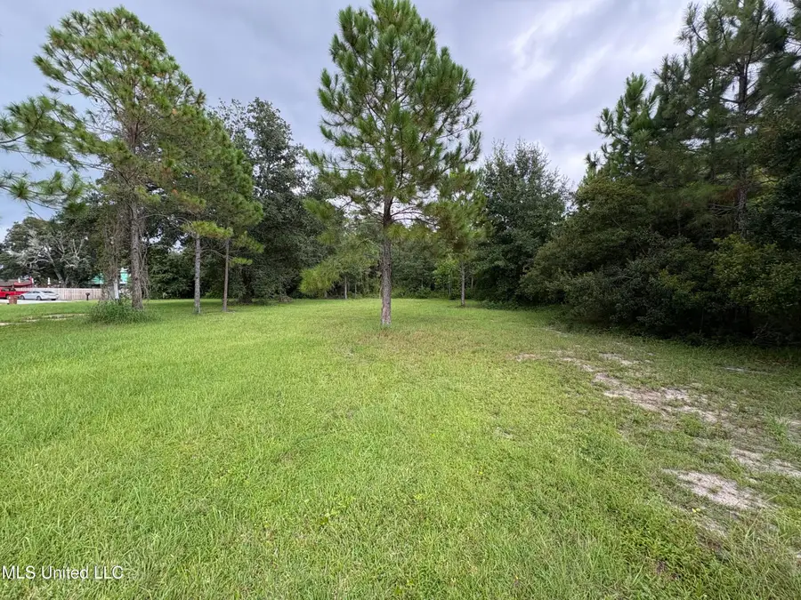 560 Cedar Avenue, Pass Christian, MS 39571 - #2