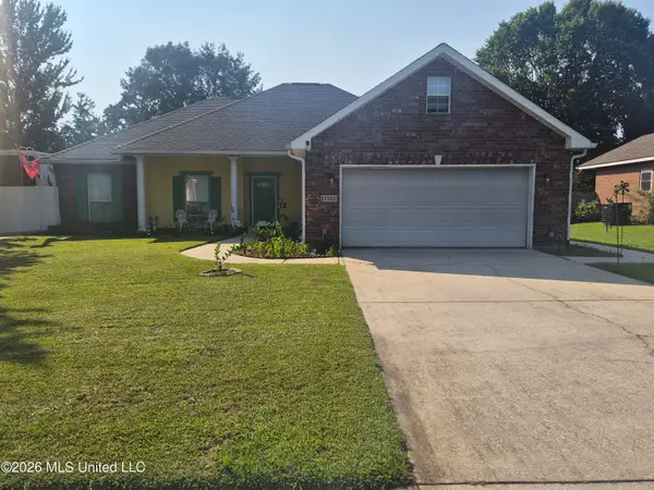 13322 S Roxbury Place, Gulfport, MS 39503