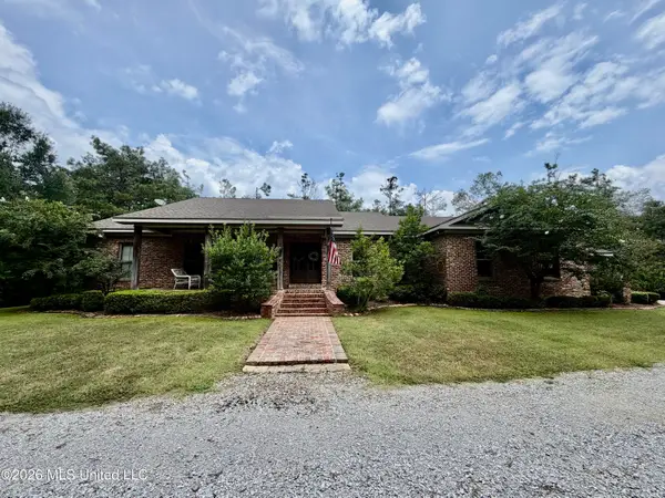 1081 County Road 184, Greenwood, MS 38930