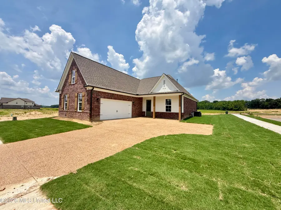 907 Coahoma Court, Nesbit, MS 38651 - #2
