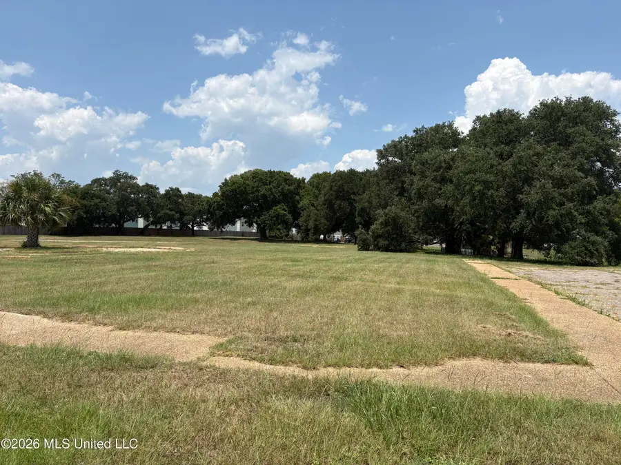 1648 Beach Boulevard, Biloxi, MS 39531 - #2