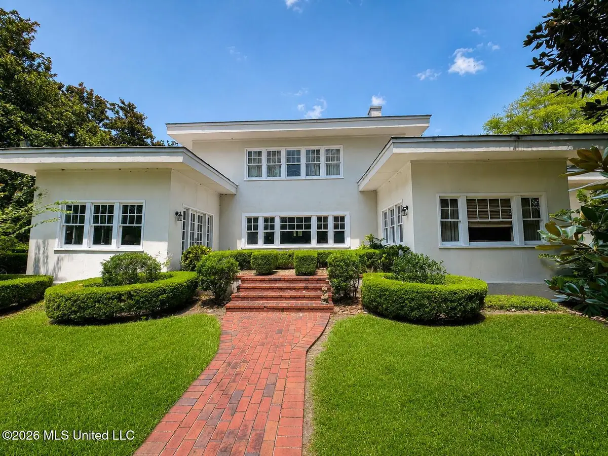 1113 Oakhurst Avenue, Clarksdale, MS 38614 - #1