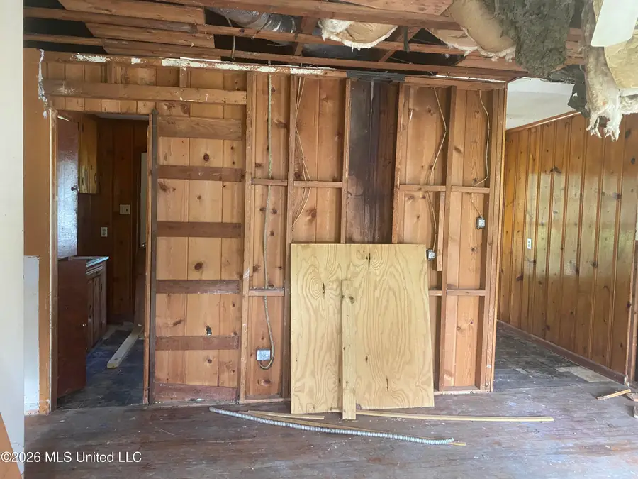 110 Oak Street, Ridgecrest, LA 71334 - #3