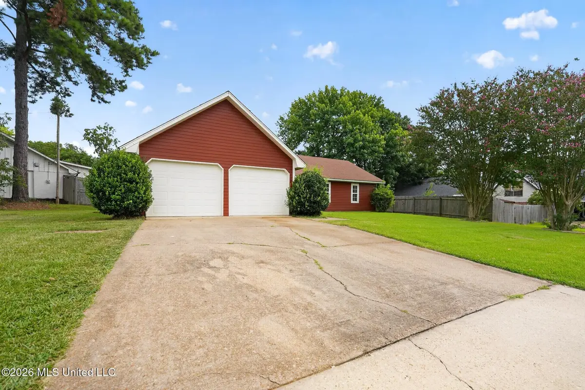334 E Timber Ridge Court, Ridgeland, MS 39157 - #1