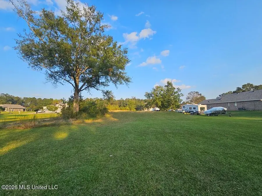 47 Ravenwood Drive, Picayune, MS 39466 - #2