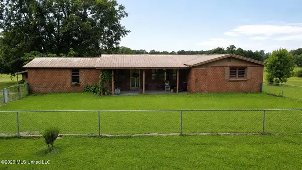 185 Woodrow Ezell Road, Conehatta, MS 39057