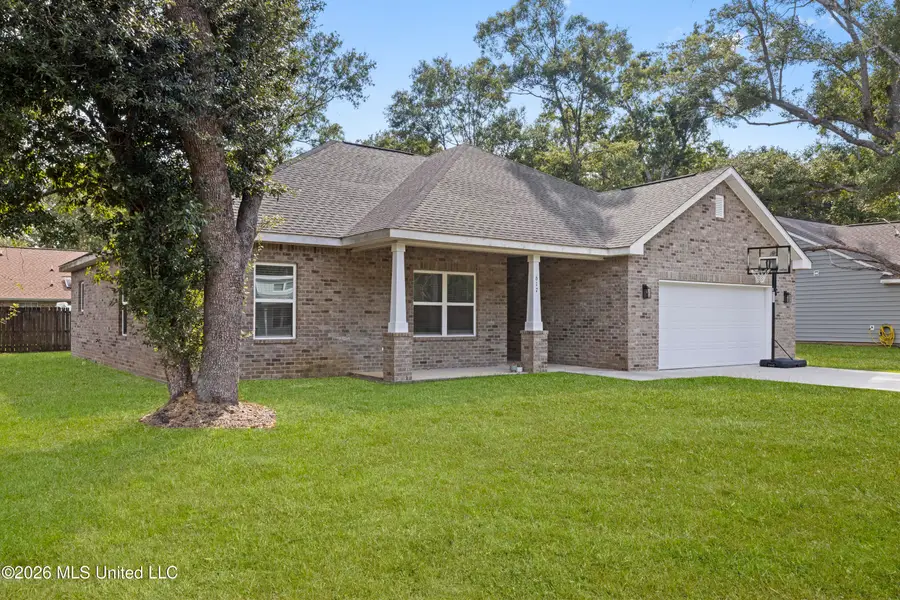 617 Peach Street, Ocean Springs, MS 39564 - #3