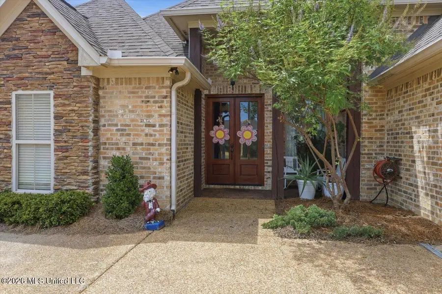218 Emerald Circle, Brandon, MS 39047 - #2