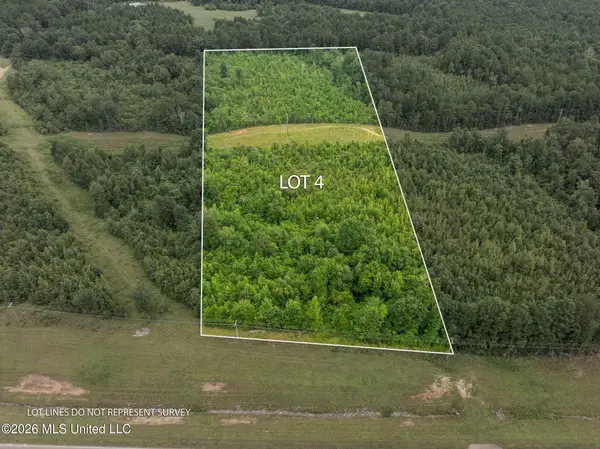 4 Hwy 84, Collins, MS 39428