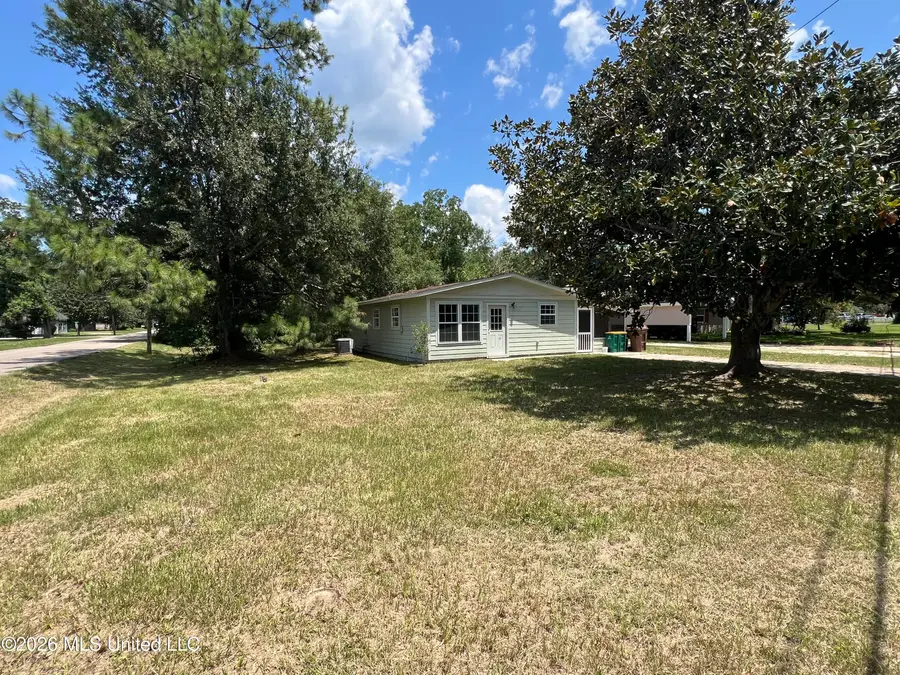 524 W Old Pass Road, Long Beach, MS 39560 - #2