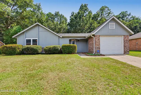 15509 Lyda Steen Drive, Biloxi, MS 39532