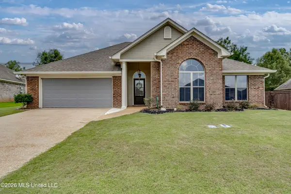 802 Cottonridge Drive, Pearl, MS 39208