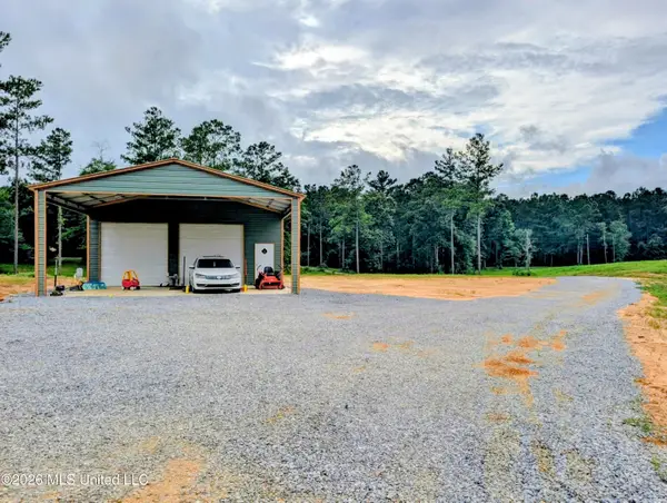 67 Moonshadow Lane, Sumrall, MS 39482