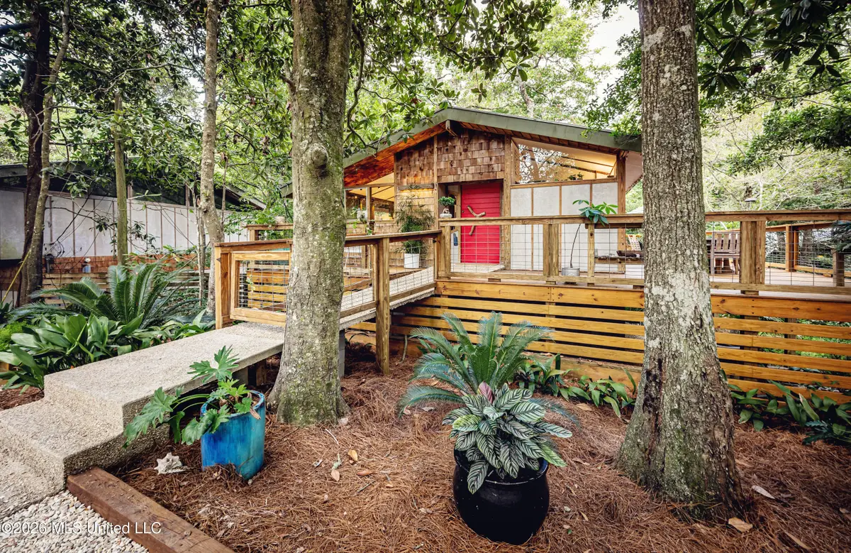 1103 Le Voyageur Drive, Ocean Springs, MS 39564 - #1