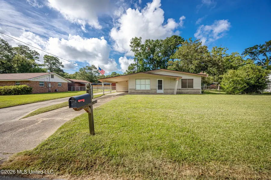 110 Elliott Place, Ocean Springs, MS 39564 - #2