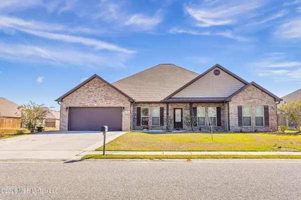 10546 Chapelwood Drive, Gulfport, MS 39503